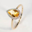Geelgouden ring met Citrien pear 9x6mm en Diamant 0,19 karaat SI/G