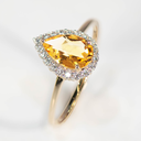 Geelgouden ring met Citrien pear 9x6mm en Diamant 0,19 karaat SI/G
