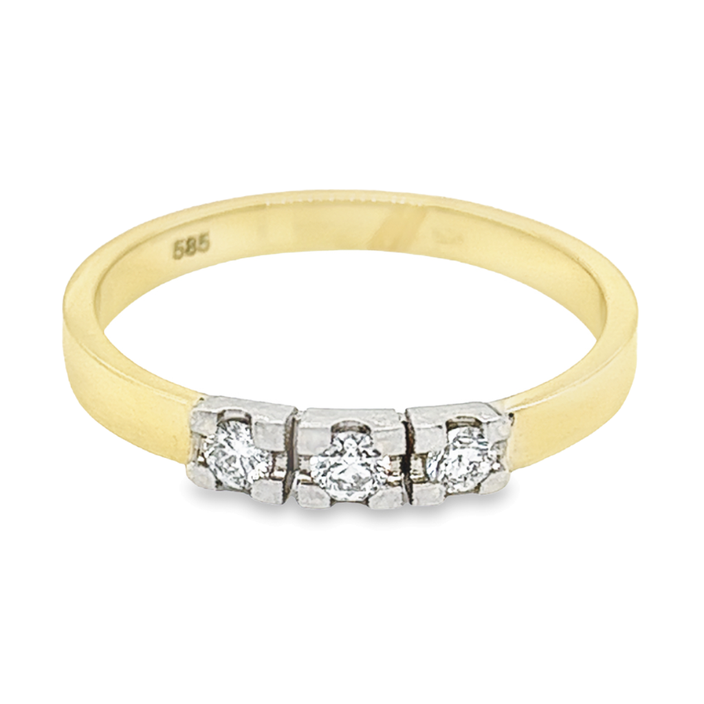 Bicolor gold ring with diamond 0.20 carats