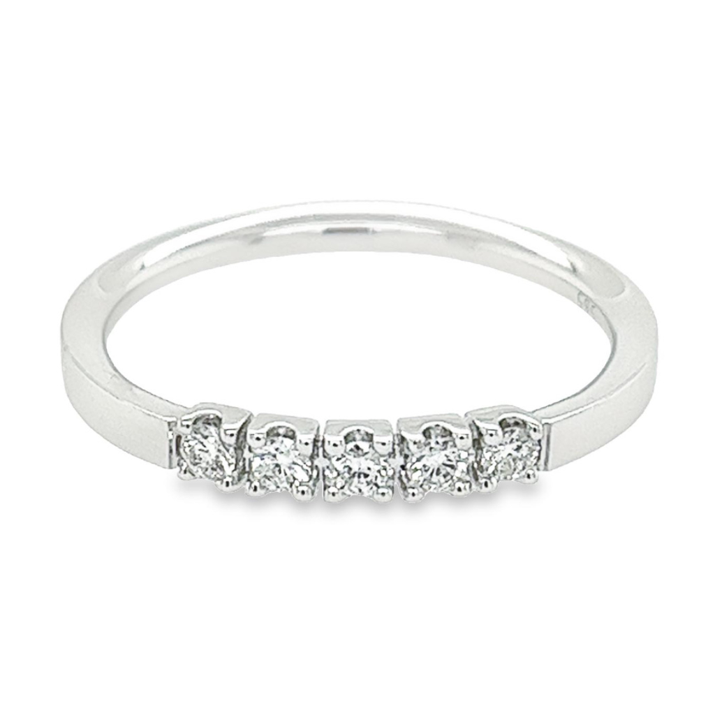 Witgouden ring met Diamant 0,15 karaat