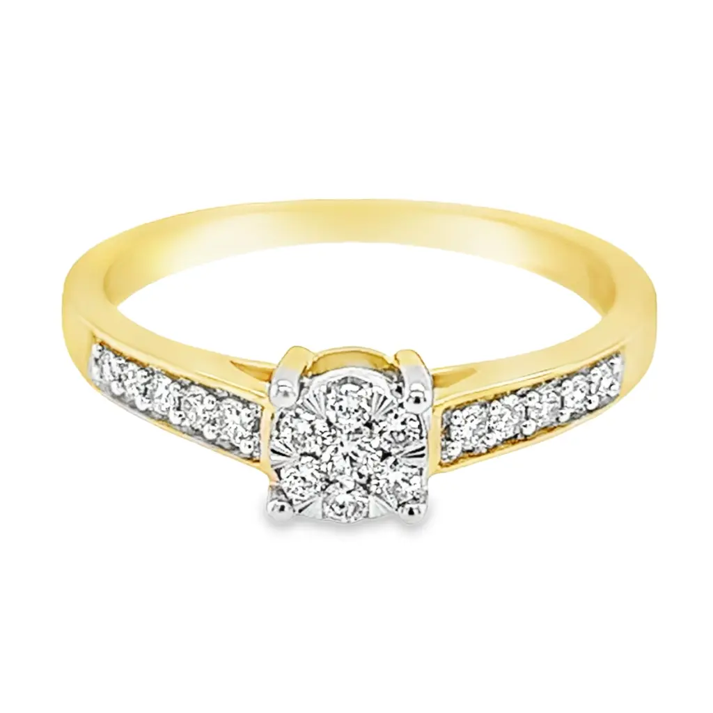 Yellow gold ring with diamond 0.25 carats