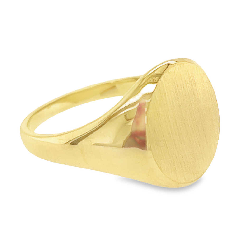 Yellow gold monogram ring Oval