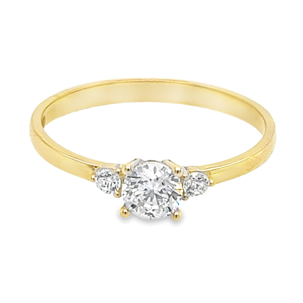 Yellow gold ring with Zirconia