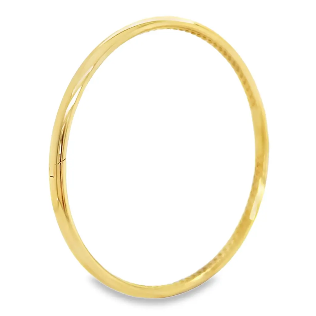 Yellow gold bangle, slightly domed