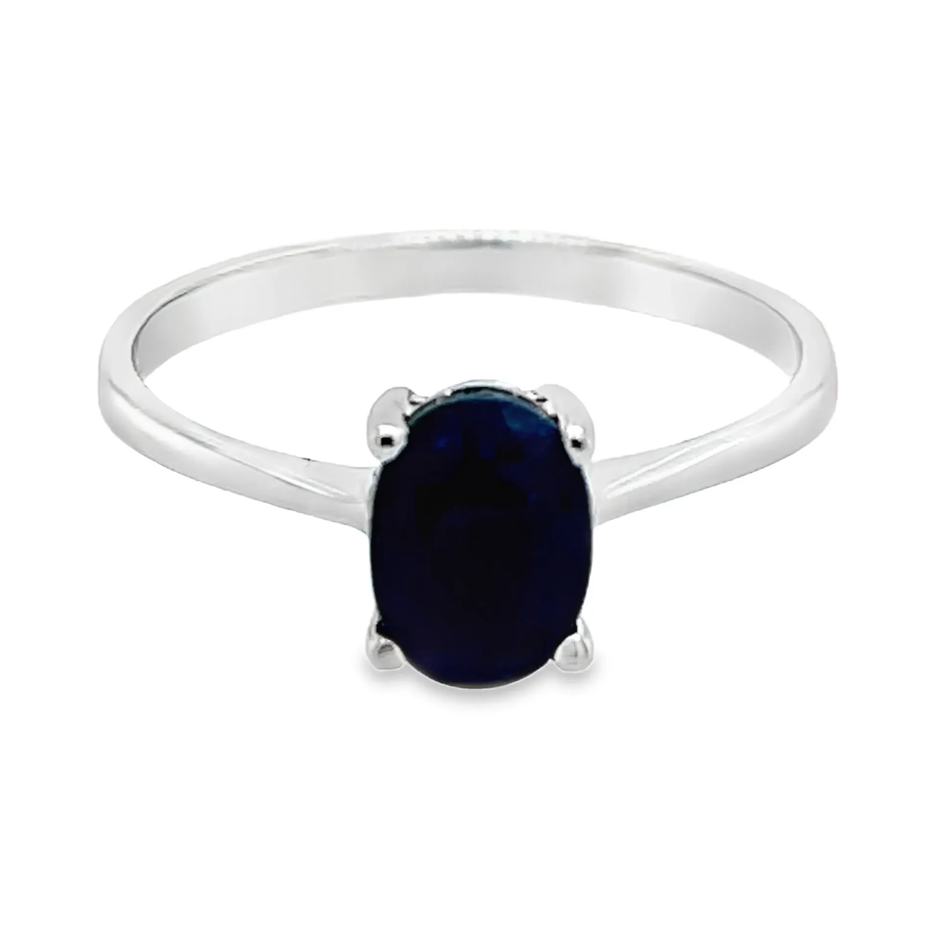 Witgouden ring met Zwarte Saffier