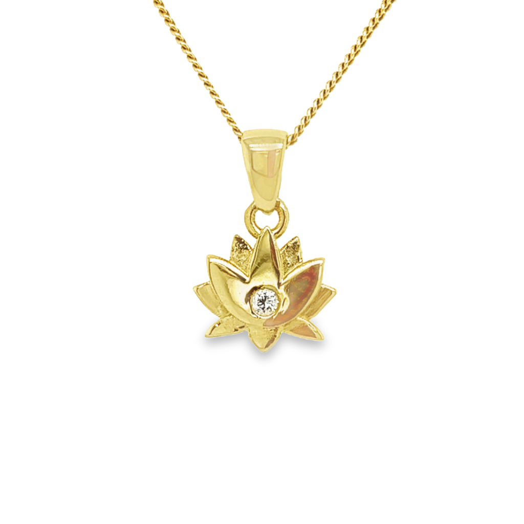 Geelgouden hanger Lotusbloem met Diamant 0,02 karaat