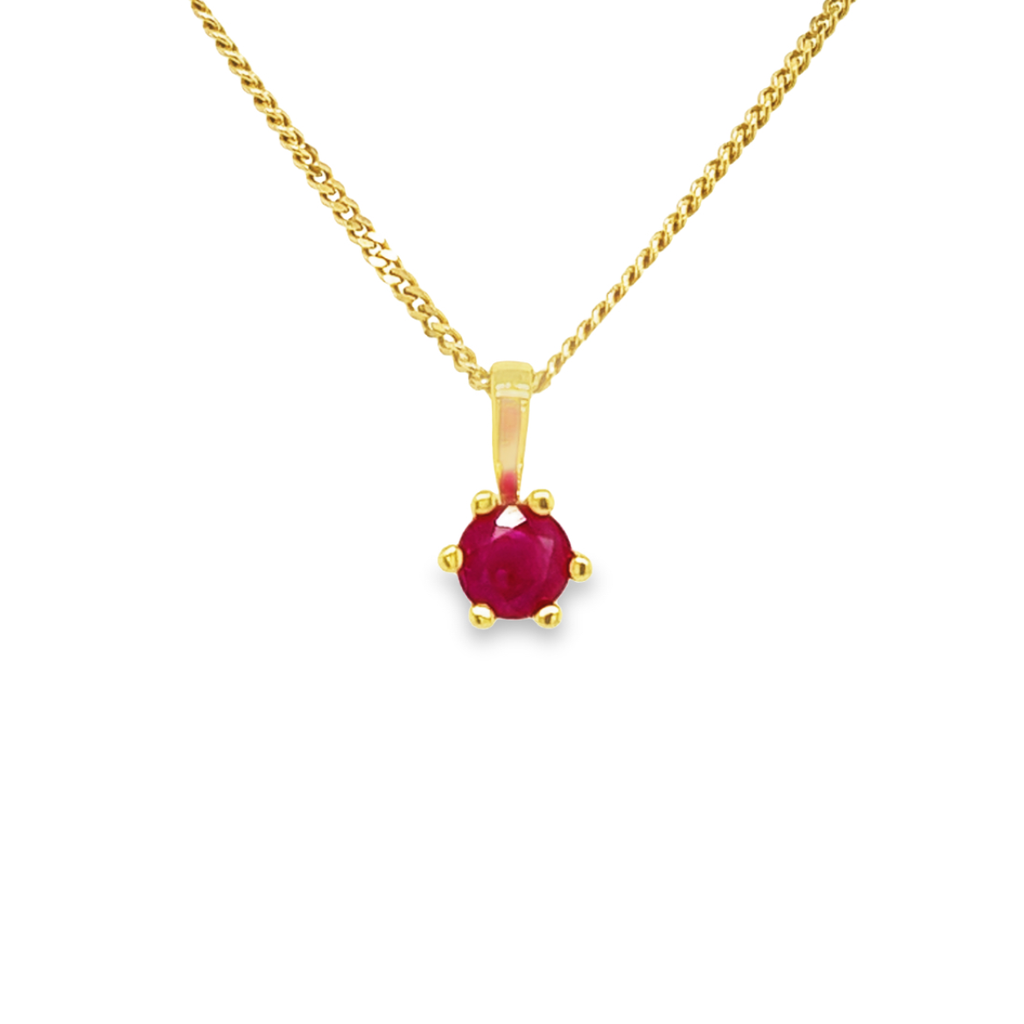 Yellow gold pendant with Ruby