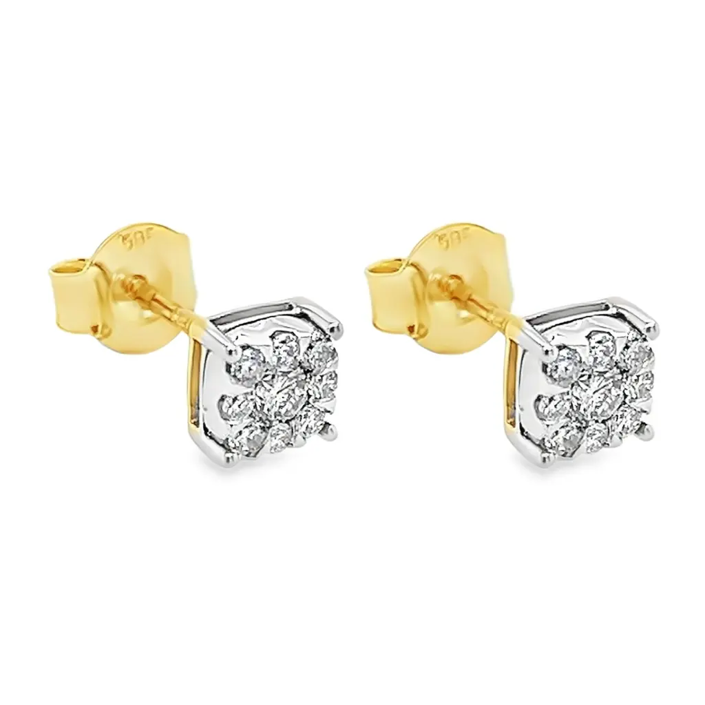 Yellow gold ear studs with Diamond 0.30 carats
