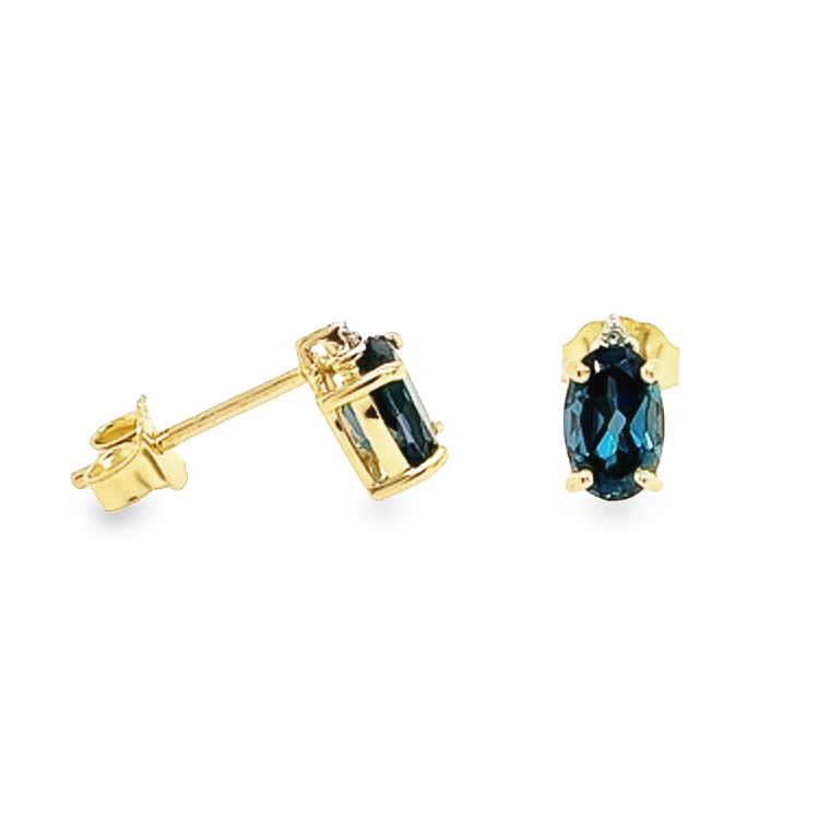 [GOE0976] Yellow gold ear studs with London Blue Topaz and Diamond
