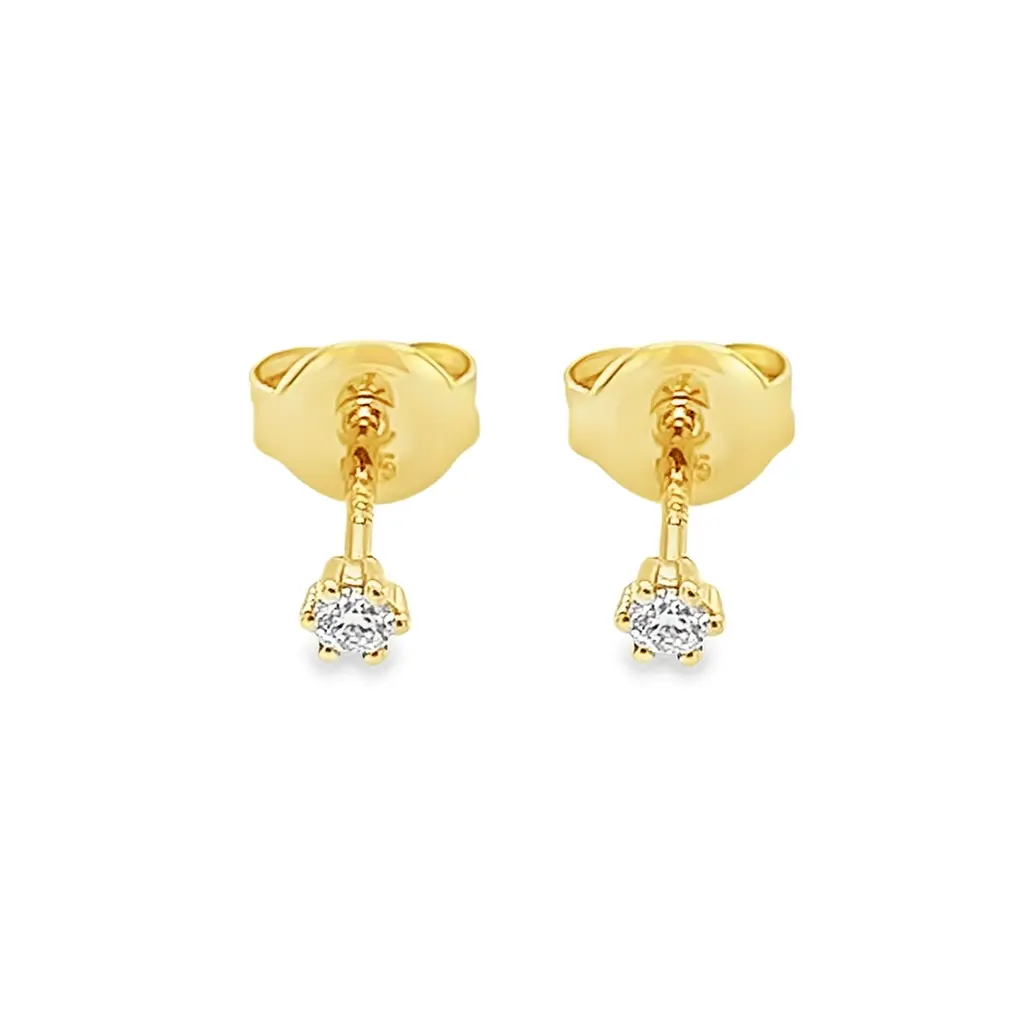 Geelgouden oorstekers met 0,06ct Diamant