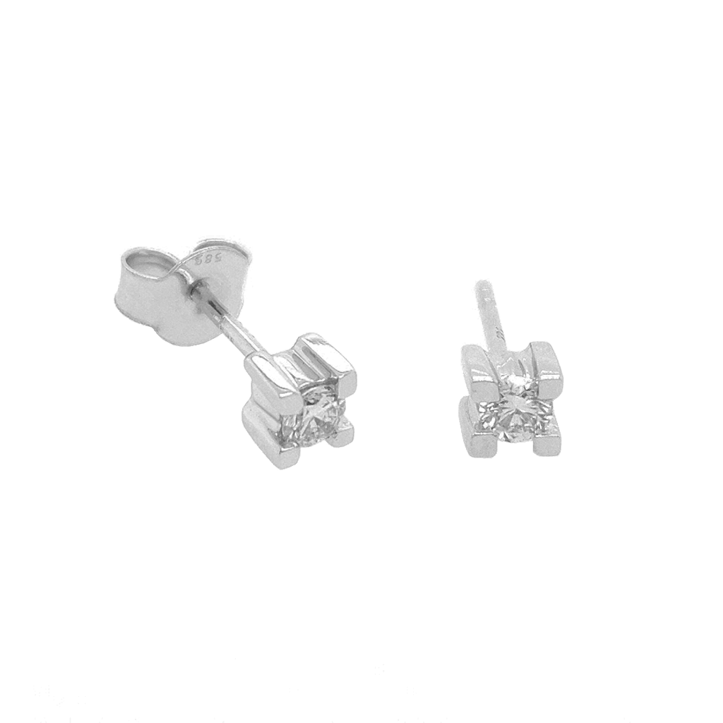 White gold ear studs with Diamond 0.20 carats
