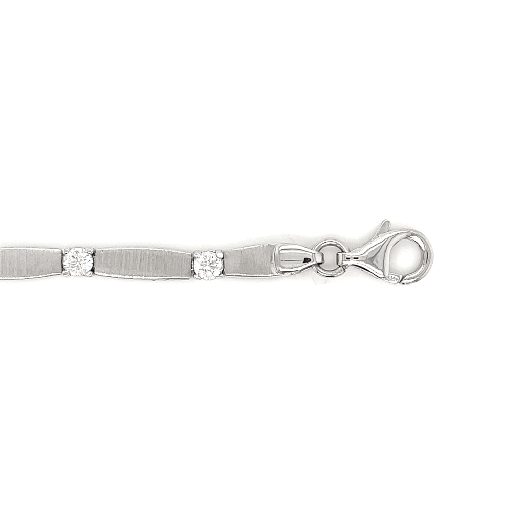 Zilveren armband met matte schakel en zirkonia's WRSM