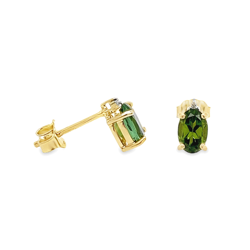 [GOE2189] Geelgouden oorstekers met Groene toermalijn en Diamant