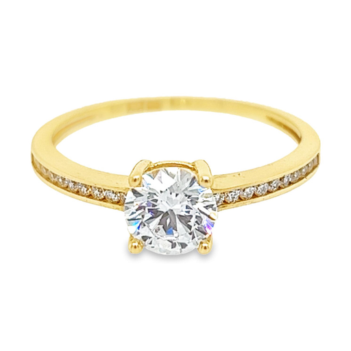 Yellow gold ring with Zirconia