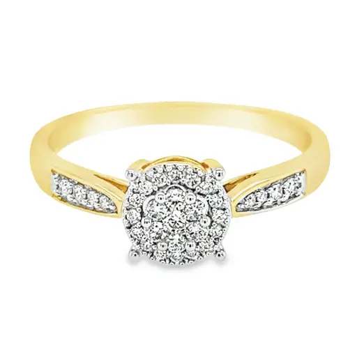 Yellow gold ring with 0.15 carat Diamond